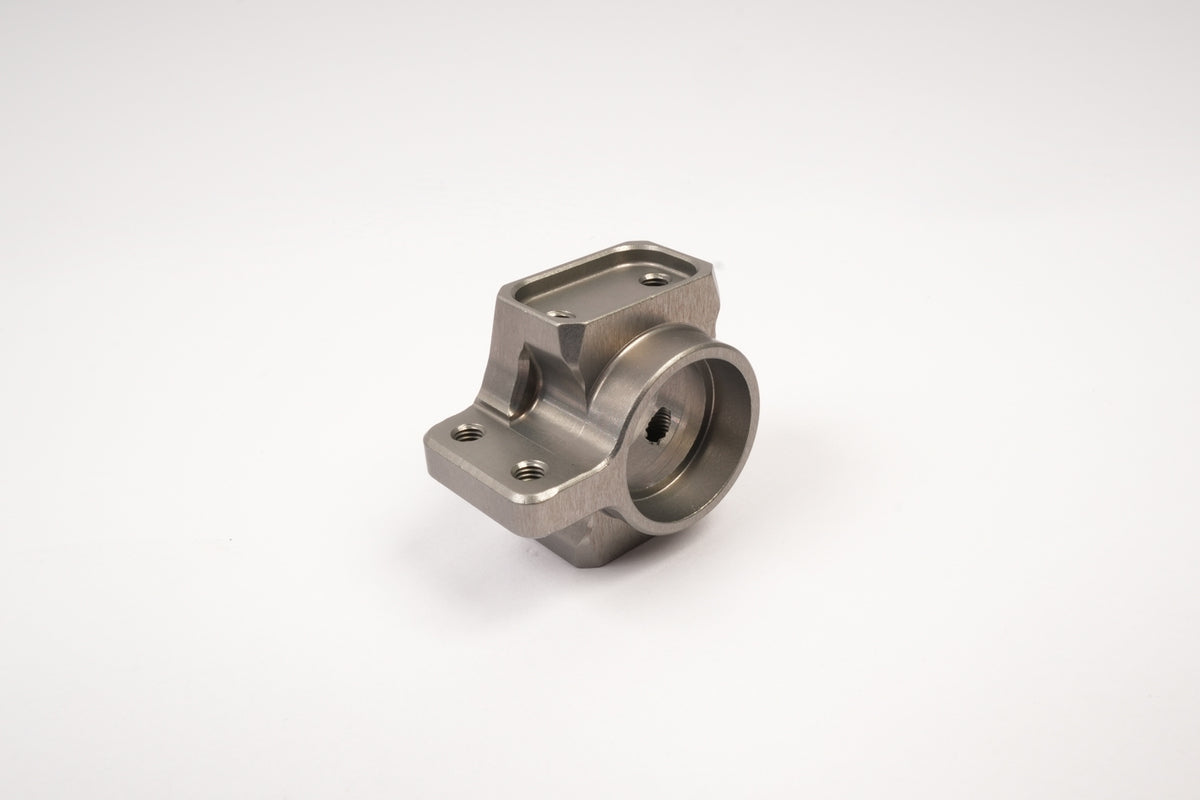 318202A - GT Front Hub Body Alloy